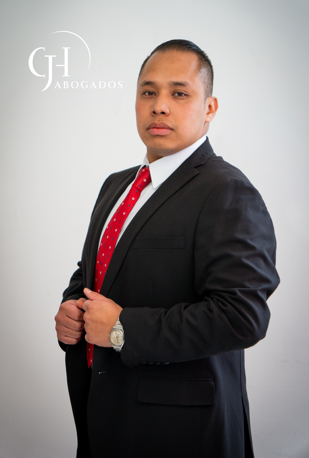 Nombre del 6to abogado